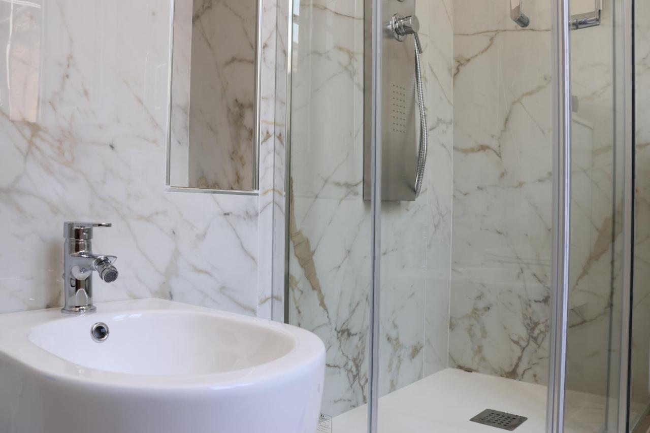 Il Borgo Civ.15 Hotel Paola Bagian luar foto